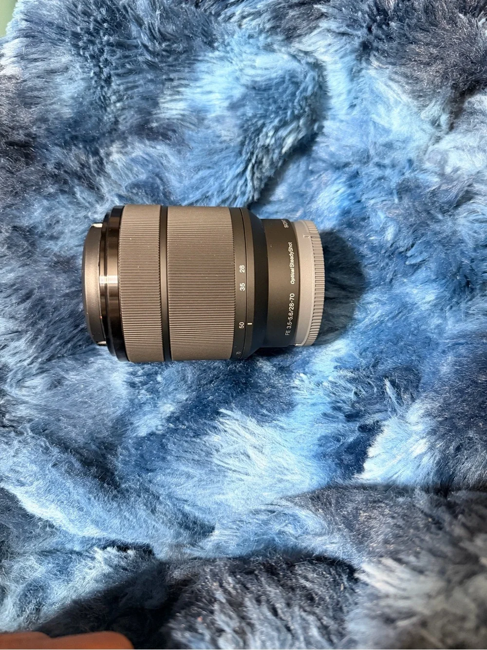 Sony Alpha 7 III Full-Frame Mirrorless Camera - Black - Picture 3 of 15